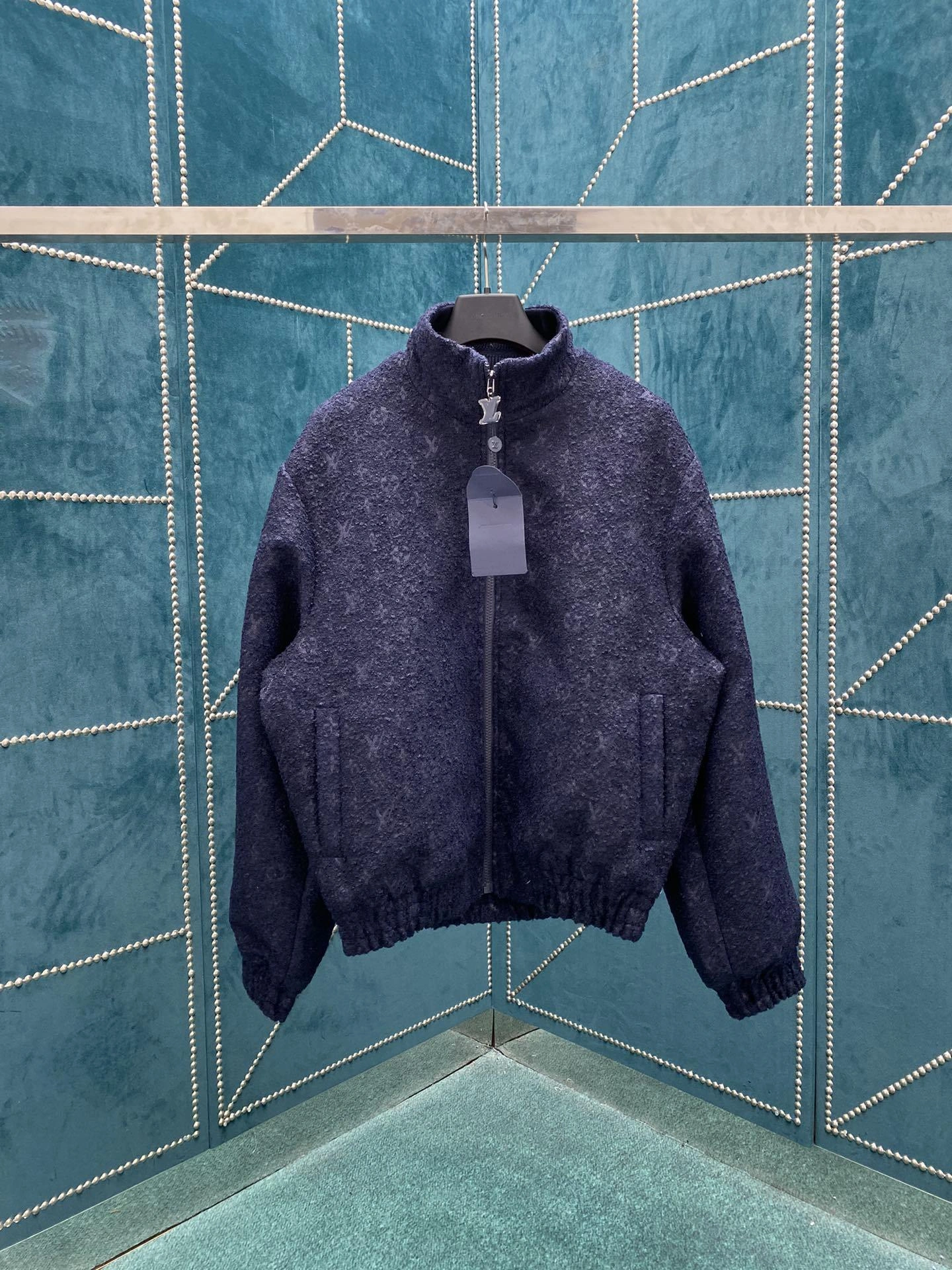 wg.luxury- 8V oversized item:D-F409H0841